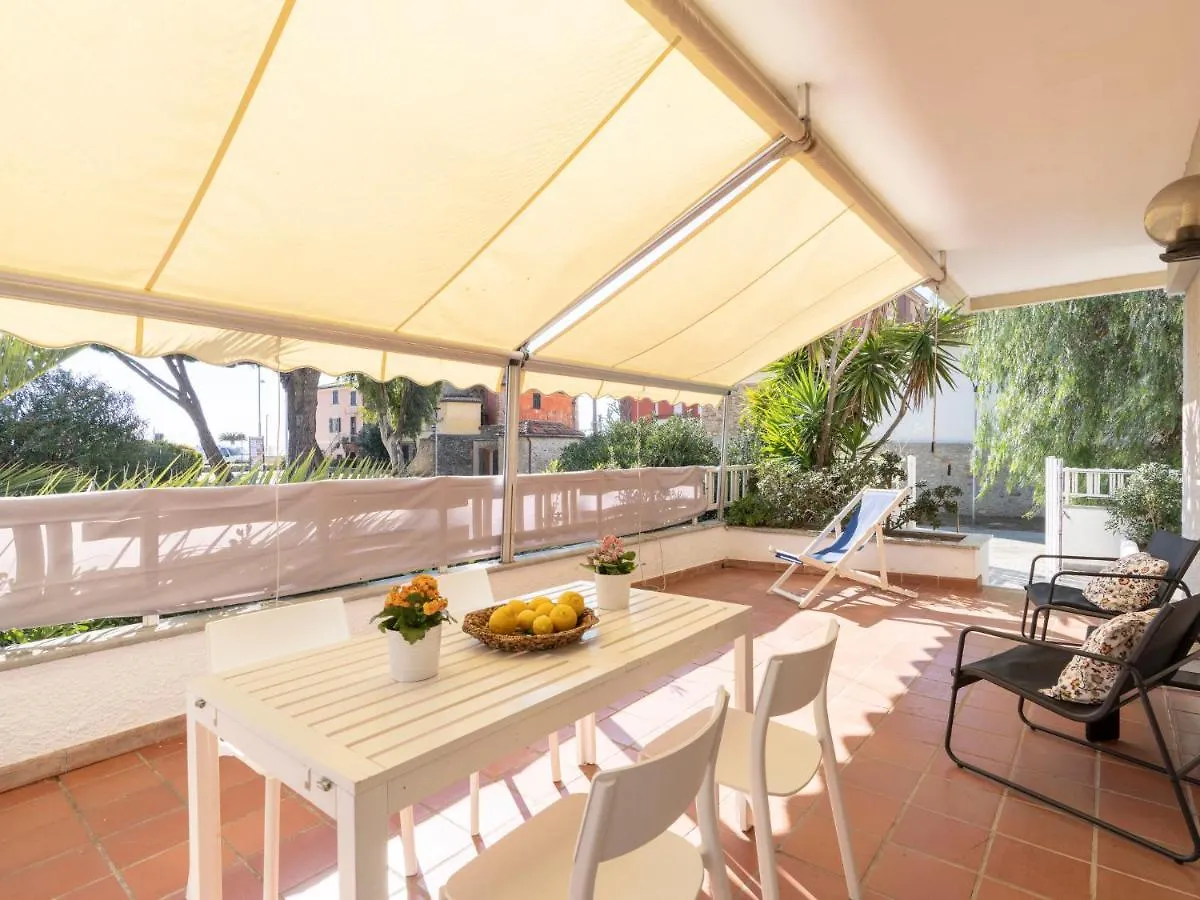 Apartment Fronte Mare By Interhome contacts